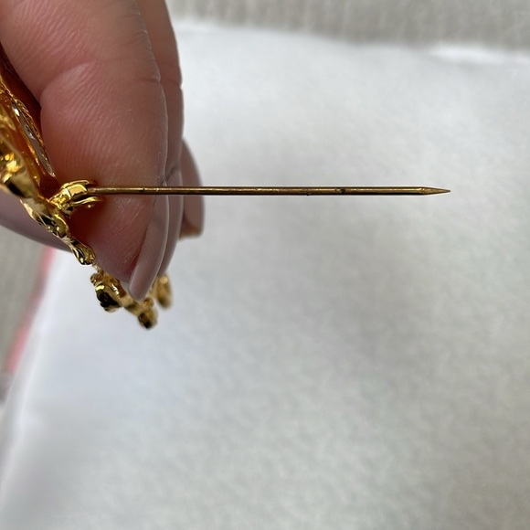 Vintage Gold Tone Chinese Dragon Clear Rhinestone Body Green Stone Eye Brooch - Picture 10 of 10